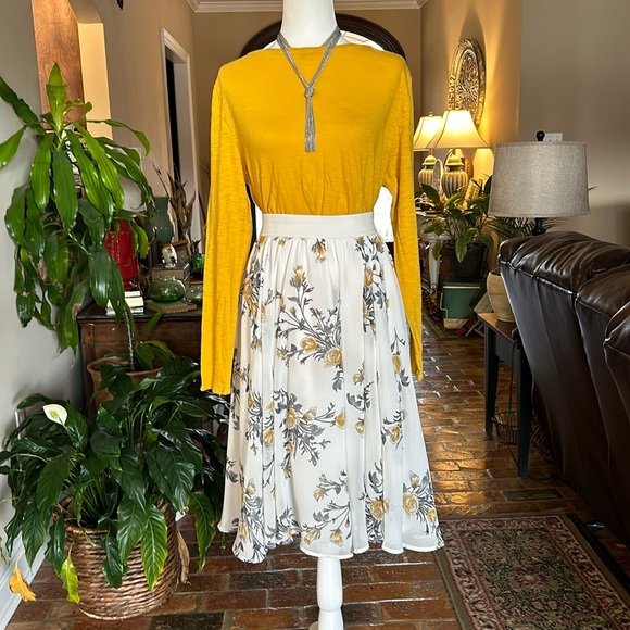 Torrid chiffon pull-on midi skirt sz 1X - Picture 2 of 11